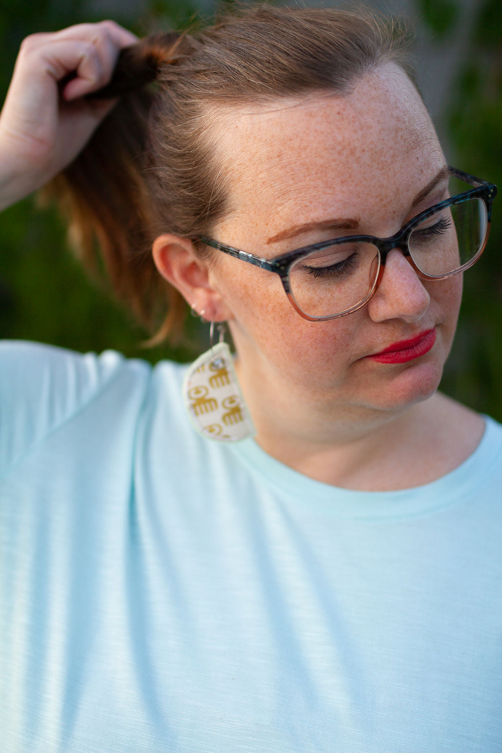 Vintage Comb Earrings in Gold
