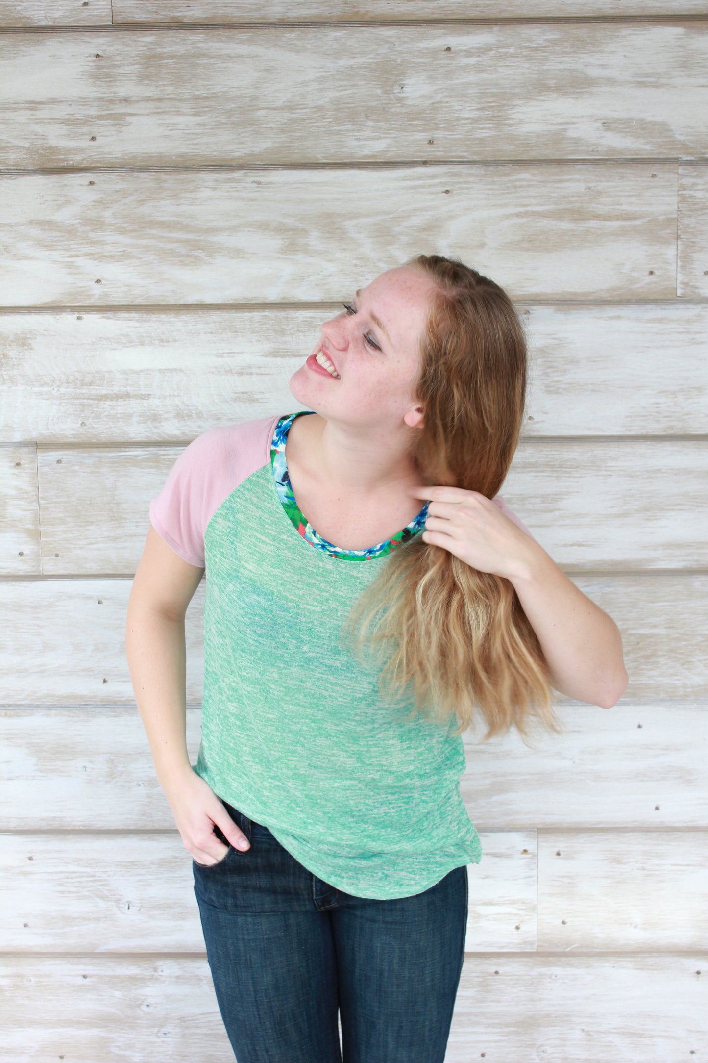 SMALL - Blush Sleeve Tshirt