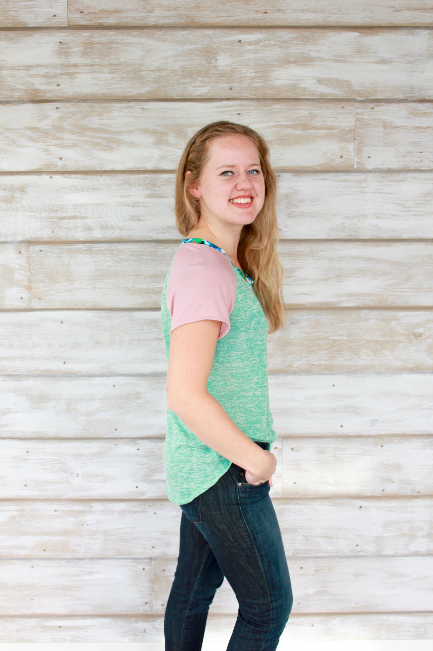SMALL - Blush Sleeve Tshirt