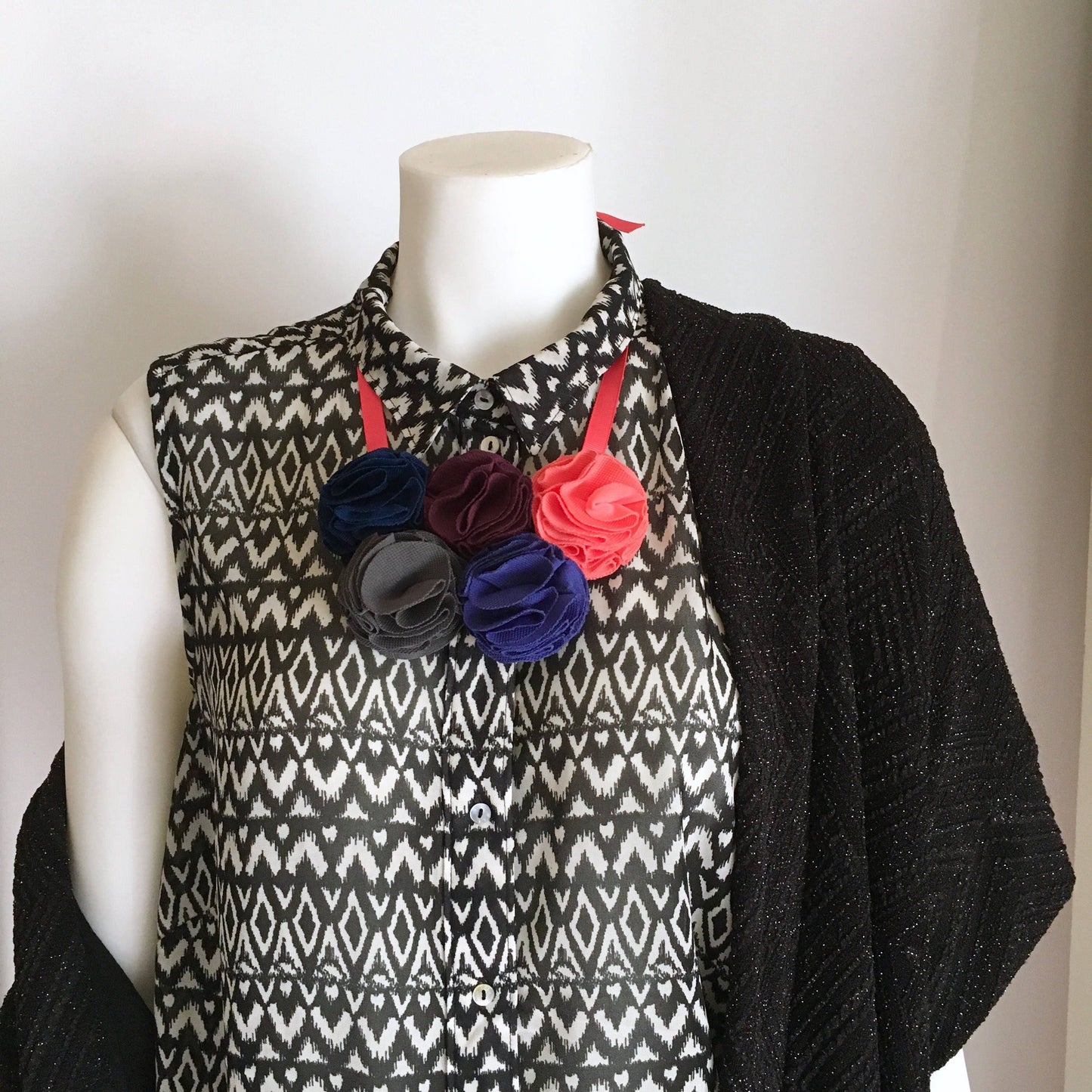 Floral Statement Necklace in Pink Pop
